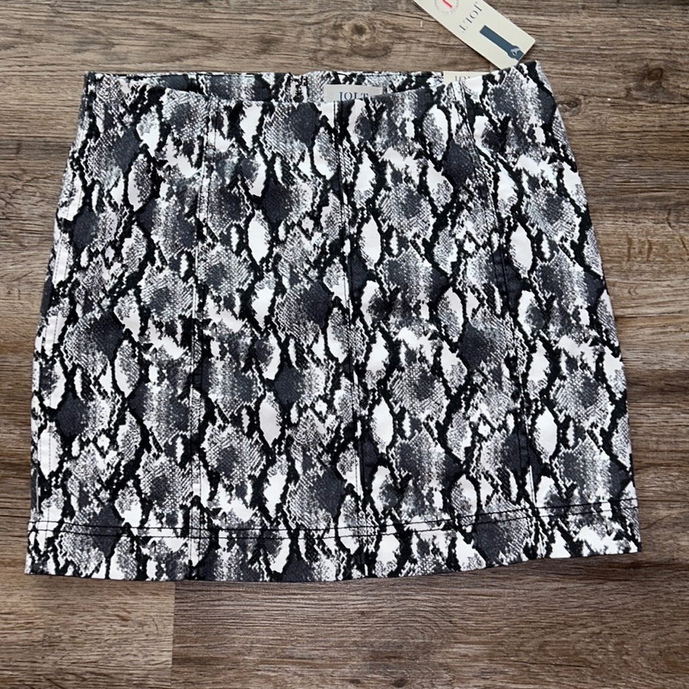 Jolt Snakeskin mini skirt NWT!